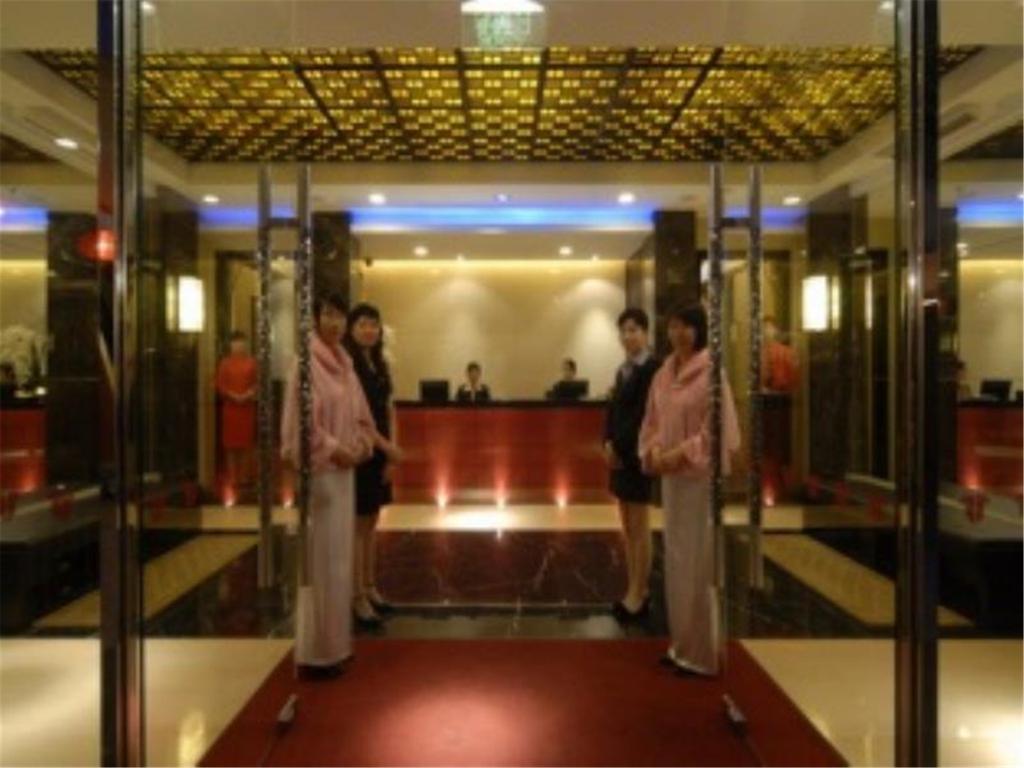 ツォンシャン テガオ ビジネス ホテル  中山市 エクステリア 写真